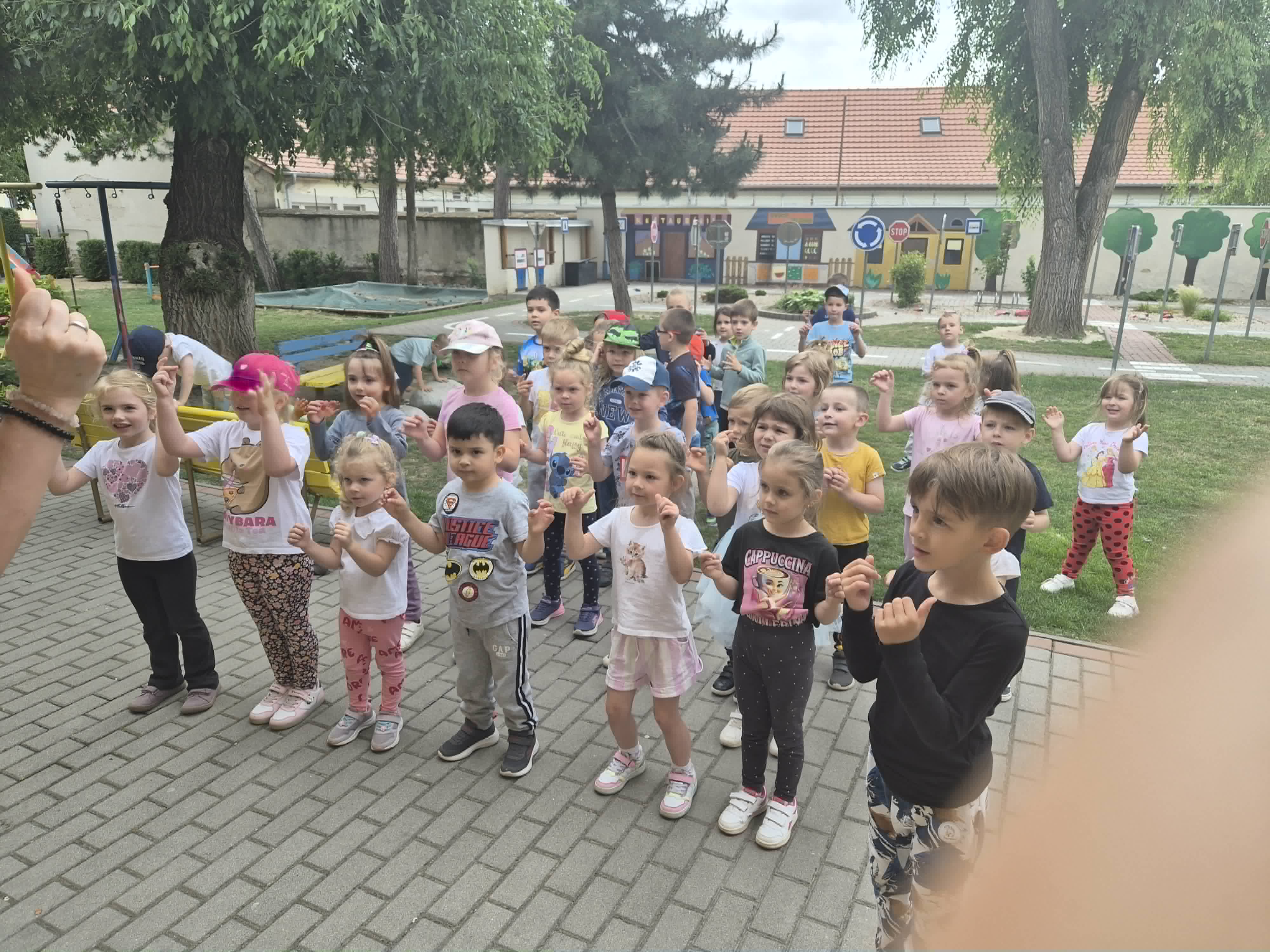 cbeec543-42e3-4f28-93e5-06fa23e68597.jfif